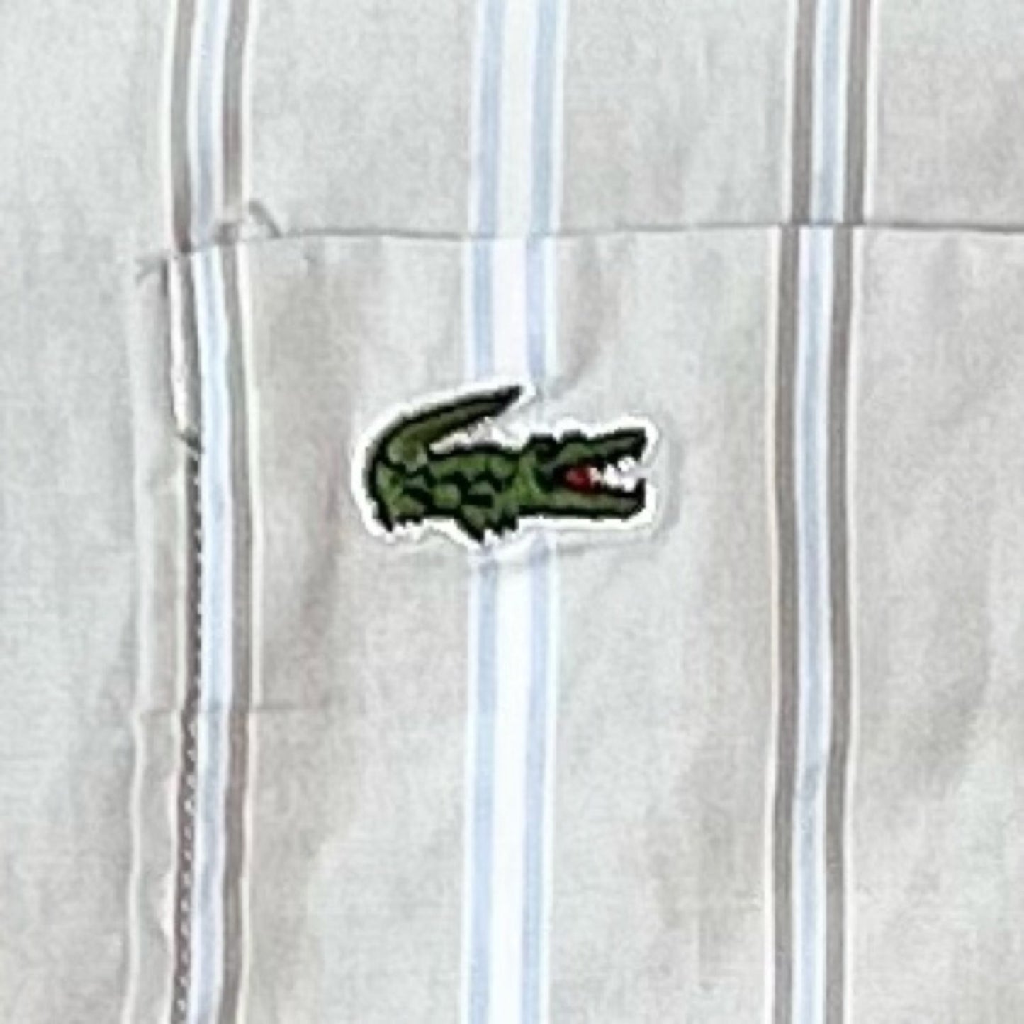 Lacoste Regular Fit 100% Cotton Striped Button-Down Shirt – Size 40 / Medium | Classic Menswear