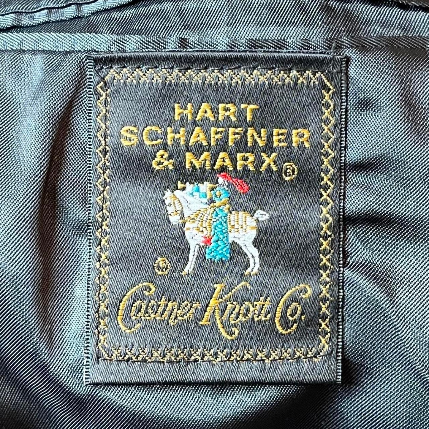 Hart Schaffner & Marx Classic Navy Blazer 43R | Gold Buttons | Tailored Wool Blend